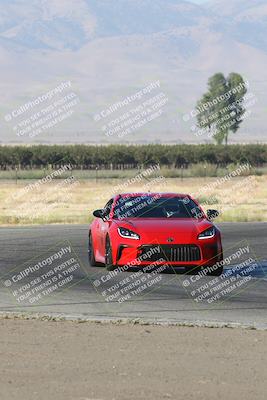 media/Sep-15-2024-Speed Ventures (Sun) [[7a54f7ed2f]]/86 Group/Session 1 (Outside Grapevine)/